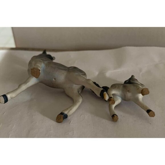 Vintage Horse and Foal Bone China Figure Set - Picture 6 of 9